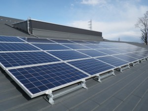 横葺屋根 太陽光発電