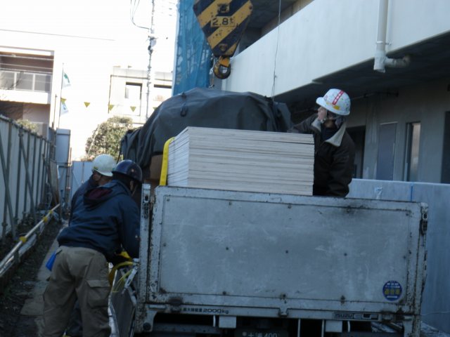 東京都　産業用太陽光発電システム