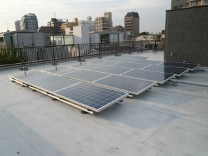 東京都新宿区の賃貸マンション太陽光発電